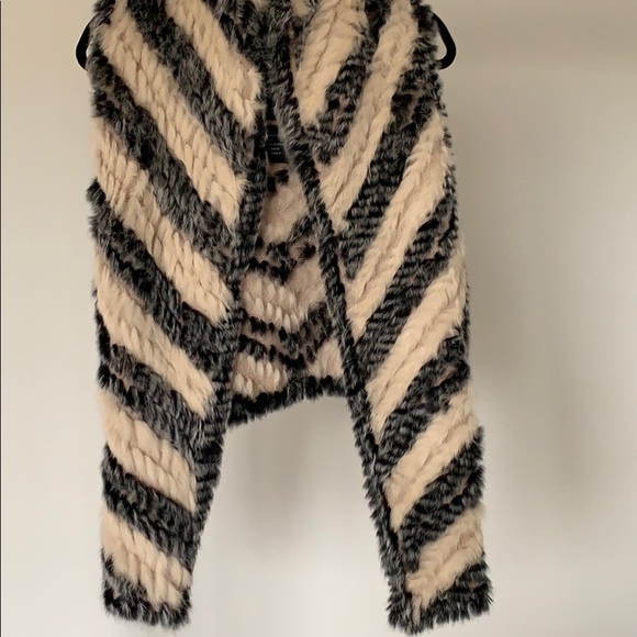 Marc by Marc Jacobs fur vest grey and beige - Picture 2 of 8